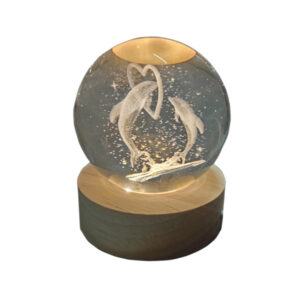 چراغ خواب مدل گوی کریستال 3D طرح دلفین و قلب